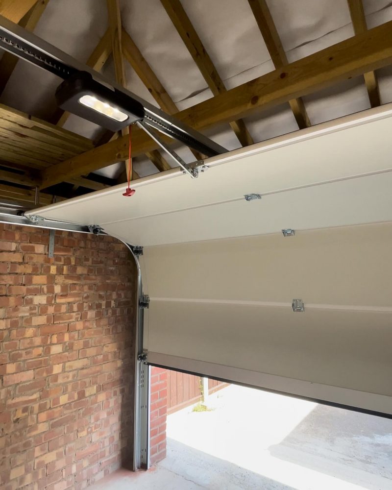 CarTeck Sectional Door In White Opening
